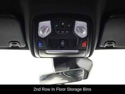 Used 2025 RAM 1500 Warlock AWD/4WD image 22