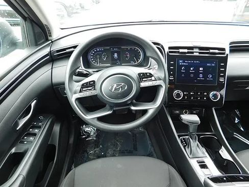 Used 2022 Hyundai Tucson SEL w/ Cargo Package AWD/4WD image 12