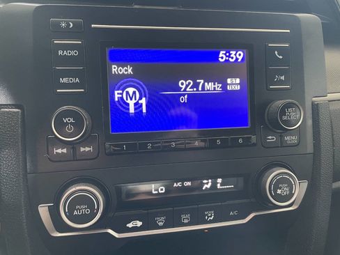 Used 2020 Honda Civic LX image 30