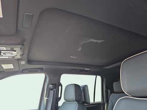 New 2026 Chevrolet Suburban Premier image 13