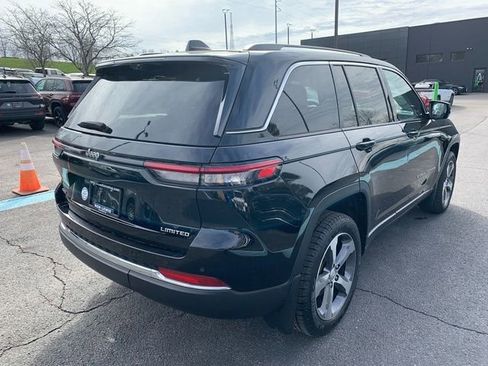 Used 2023 Jeep Grand Cherokee Limited w/ Luxury Tech Group II image 7