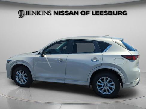 Used 2024 MAZDA CX-5 AWD 2.5 S w/ Select Package image 10