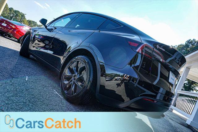 Used 2025 Tesla Model Y Long Range RWD image 4