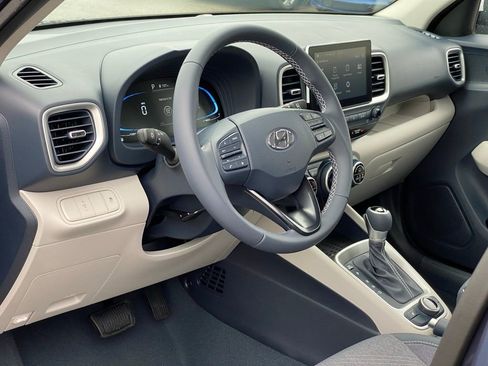 New 2026 Hyundai Venue SEL FWD image 10