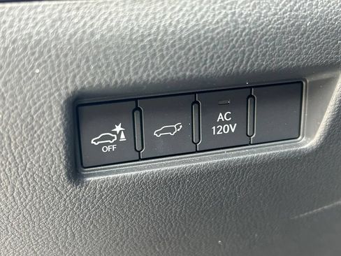 Used 2025 Lexus GX 550 AWD/4WD image 29