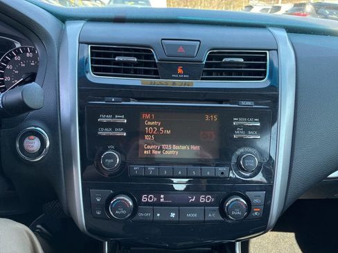 Used 2013 Nissan Altima 2.5 SV FWD image 17