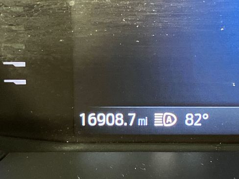 Certified 2024 Ford Escape SE image 22