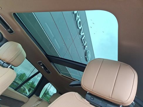 New 2026 Land Rover Range Rover SE AWD/4WD image 10