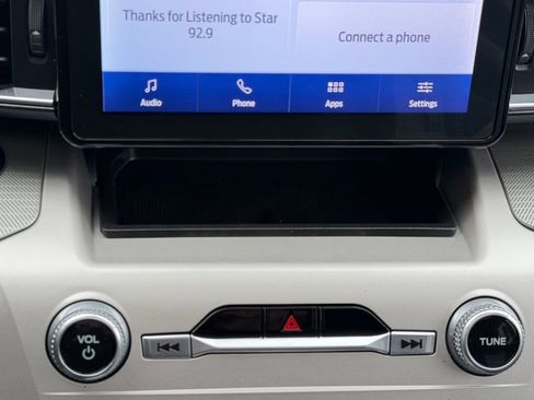 Used 2023 Ford Explorer XLT w/ Equipment Group 202A image 17