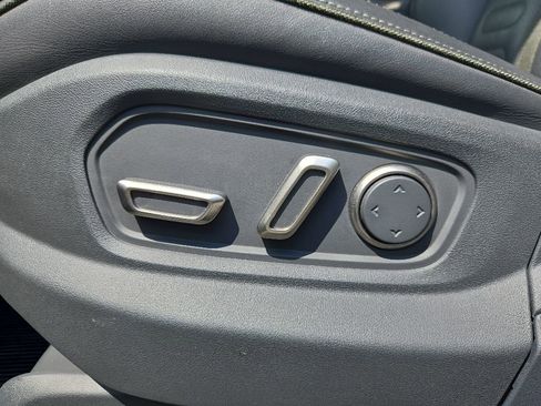 Used 2022 Rivian R1S Launch Edition AWD/4WD image 15