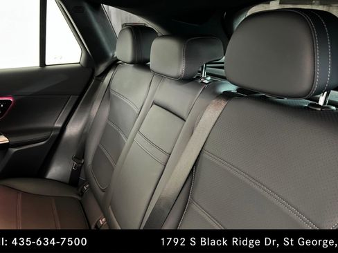 Certified 2024 Mercedes-Benz GLC 300 image 20