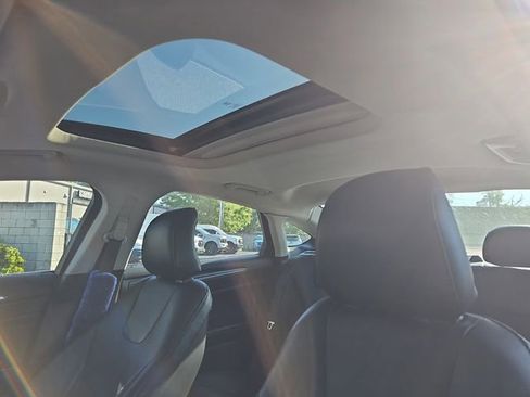 Used 2016 Ford Fusion Titanium image 11