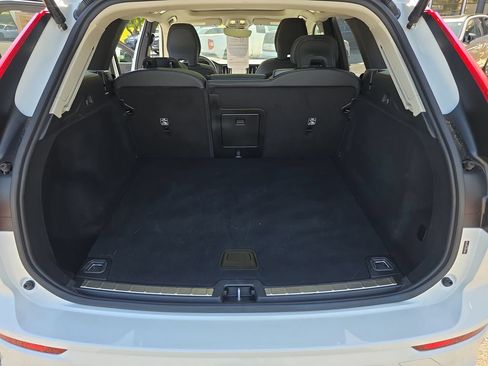 Used 2025 Volvo XC60 B5 Plus AWD/4WD image 16