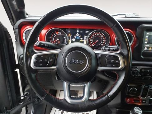 Used 2019 Jeep Wrangler Unlimited Rubicon w/ Cold Weather Group AWD/4WD image 13