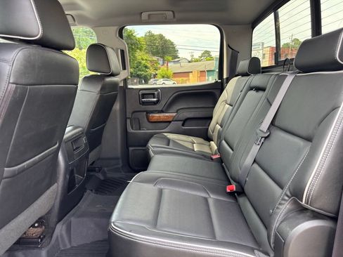 Used 2017 Chevrolet Silverado 1500 High Country RWD image 20