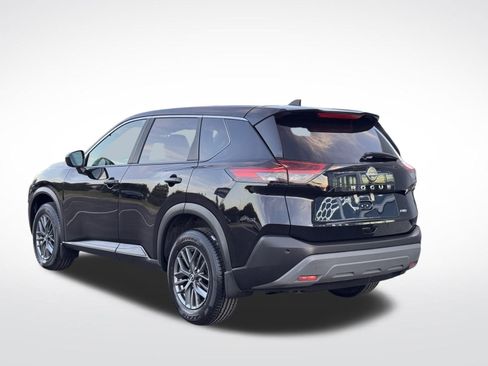 Used 2023 Nissan Rogue S image 8