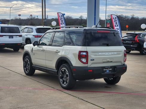 New 2025 Ford Bronco Sport Outer Banks w/ Outer Banks Tech Package+ image 4
