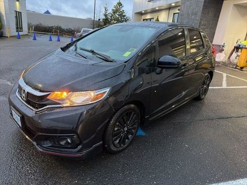 Used 2018 Honda Fit Sport image 3