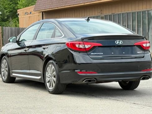 Used 2017 Hyundai Sonata Sport w/ Value Edition Package 02 FWD image 3