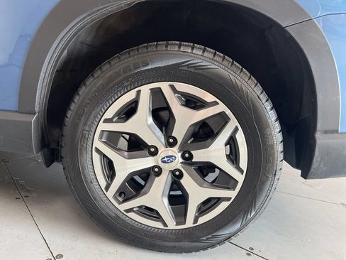 Used 2021 Subaru Forester Premium AWD/4WD image 16