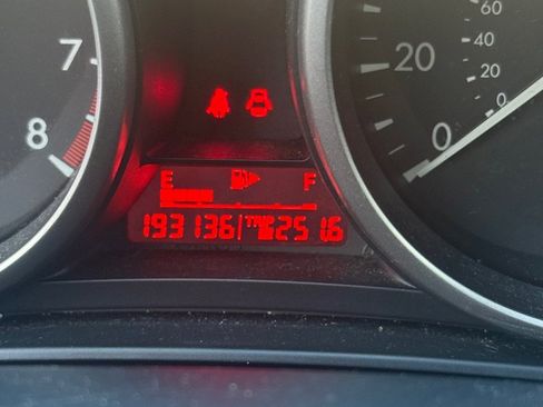 Used 2011 MAZDA MAZDA3 i Touring image 37