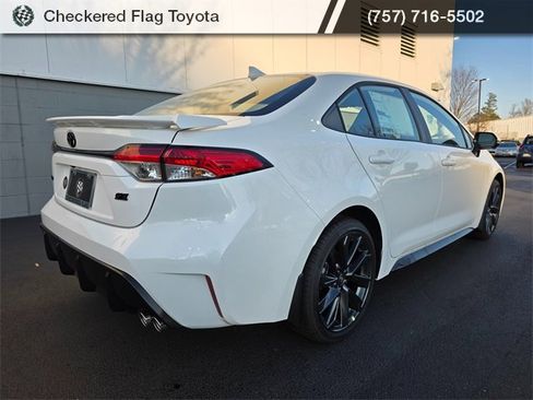 New 2026 Toyota Corolla SE image 3