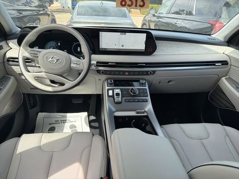 Used 2025 Hyundai Palisade Calligraphy AWD/4WD image 6