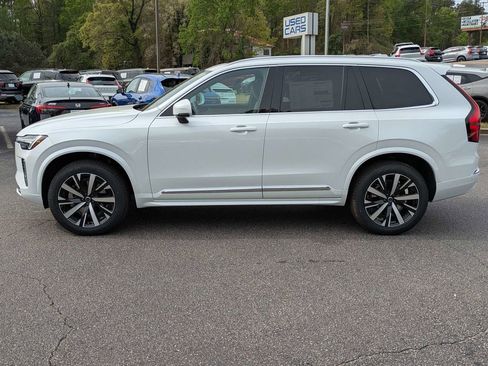 New 2026 Volvo XC90 B5 Core image 3