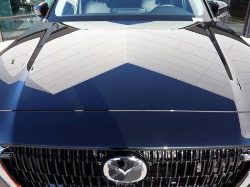 Used 2025 MAZDA CX-90 Plug-In Hybrid w/ Preferred image 10