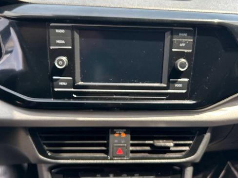 Used 2023 Volkswagen Taos S FWD image 12