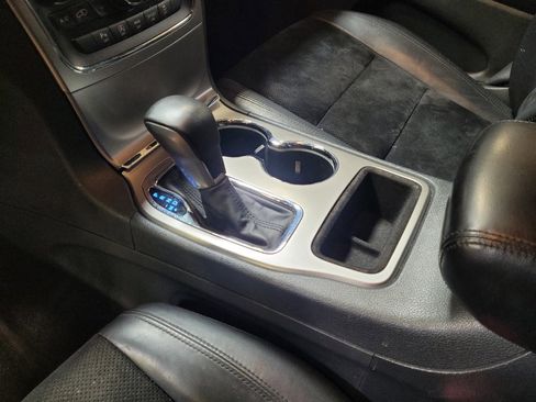 Used 2018 Jeep Grand Cherokee Altitude AWD/4WD image 26