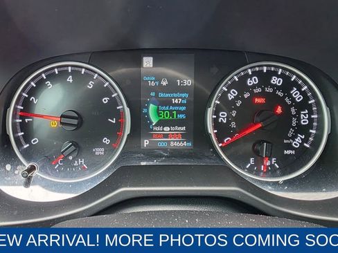 Used 2021 Toyota RAV4 LE image 17