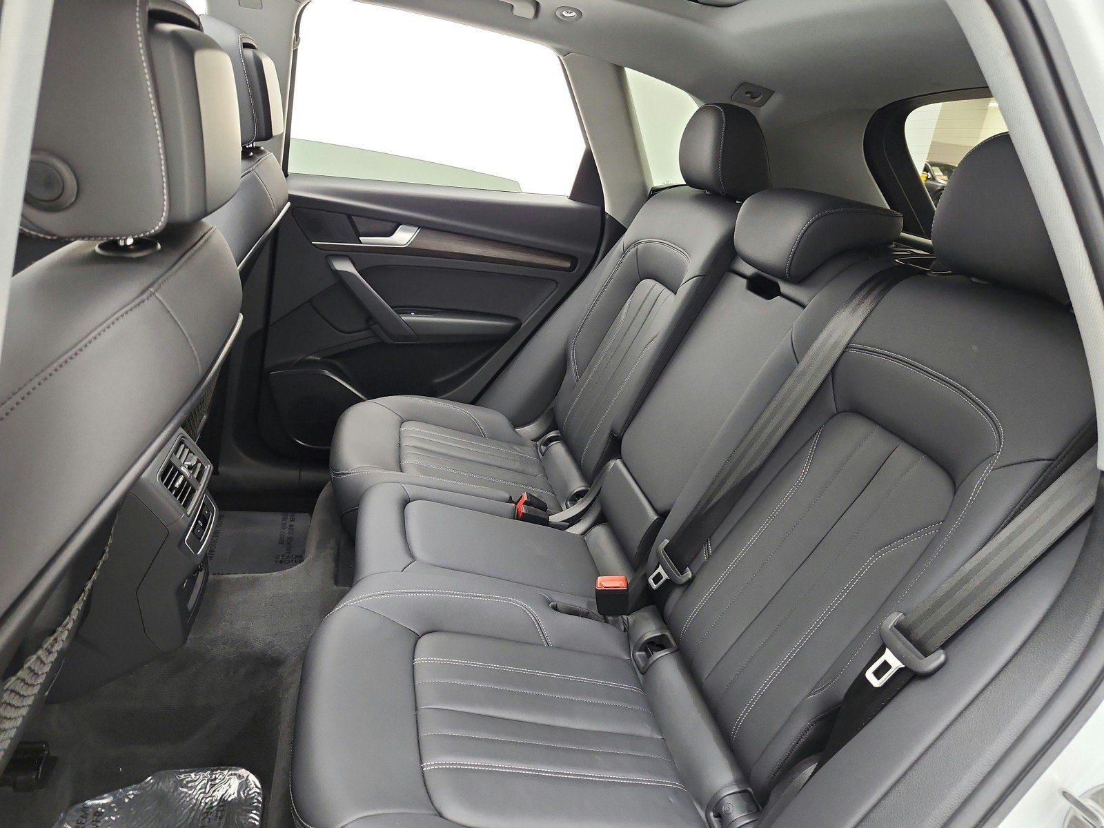 Used 2023 Audi Q5 2.0T Premium AWD/4WD image 16