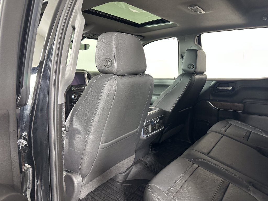 Used 2021 GMC Sierra 1500 Denali w/ Denali Ultimate Package AWD/4WD image 23