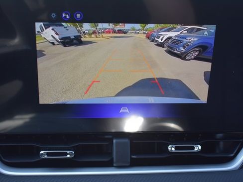 New 2027 Chevrolet Equinox LT FWD image 23