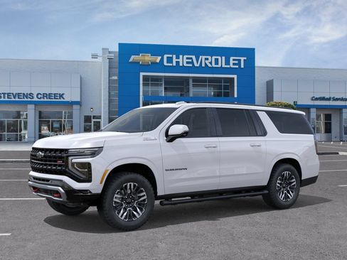New 2026 Chevrolet Suburban Z71 w/ Comfort Package AWD/4WD image 6