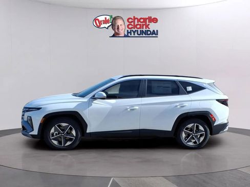 New 2026 Hyundai Tucson SEL FWD image 2