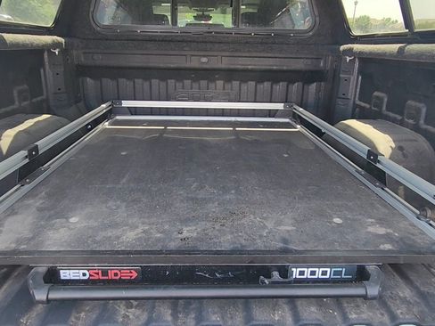 Used 2023 GMC Sierra 1500 AT4 w/ Technology Package AWD/4WD image 24