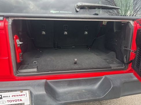 Used 2018 Jeep Wrangler Unlimited Sport S image 22