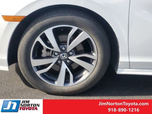 Used 2021 Honda Odyssey Touring image 12