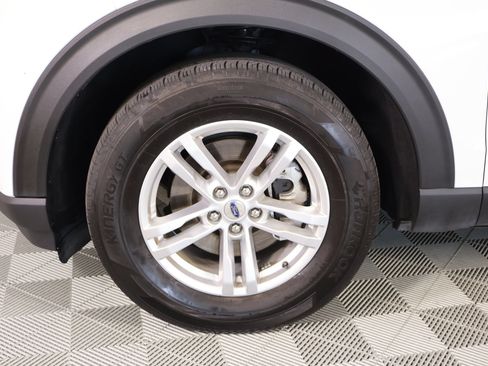 Used 2022 Ford Explorer 4WD image 17
