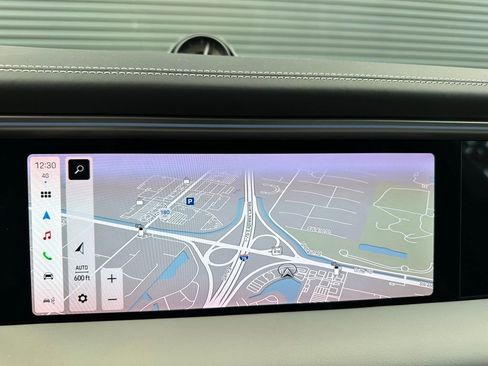 Used 2025 Porsche Macan 4 Electric image 29