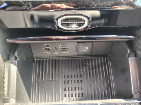 New 2026 Jeep Grand Cherokee Altitude AWD/4WD image 38