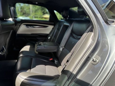 Used 2013 Cadillac XTS Platinum FWD image 16