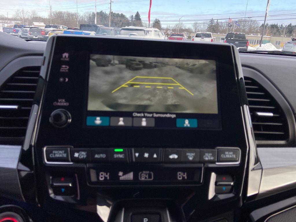 Used 2023 Honda Odyssey Elite image 32