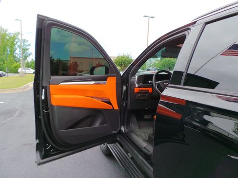 Used 2025 Cadillac Escalade Sport w/ Touring Package AWD/4WD image 32