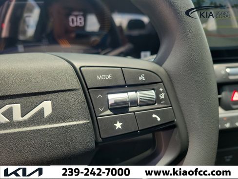 New 2026 Kia K4 FWD image 31