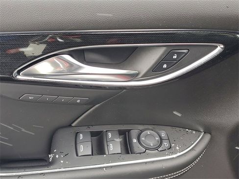 Certified 2023 Buick Envision Essence image 17