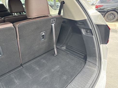 Used 2023 Honda Pilot Elite image 13