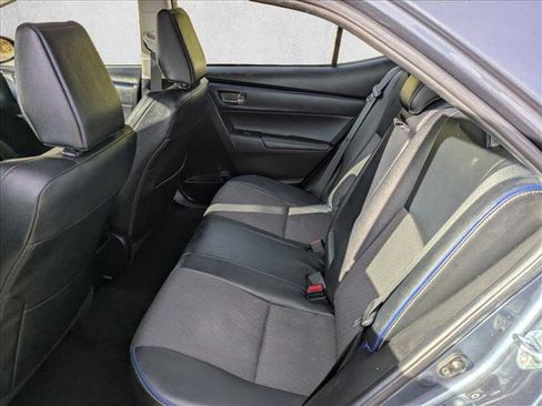 Used 2018 Toyota Corolla SE image 19